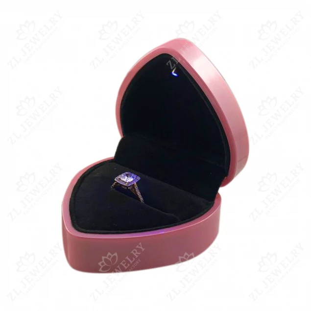 Gift box "Heart" in pink color Photo-1