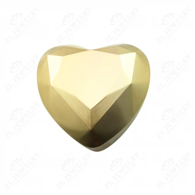 Gift box "Heart" in gold color Photo-3