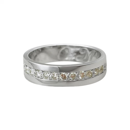 Wedding ring in white gold