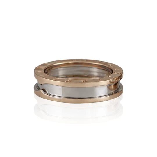 Wedding ring &quot;Status&quot;