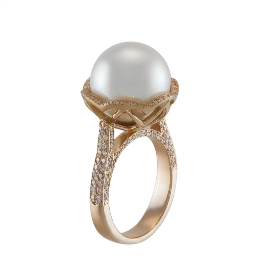 Ring "Exclusive" with pearls