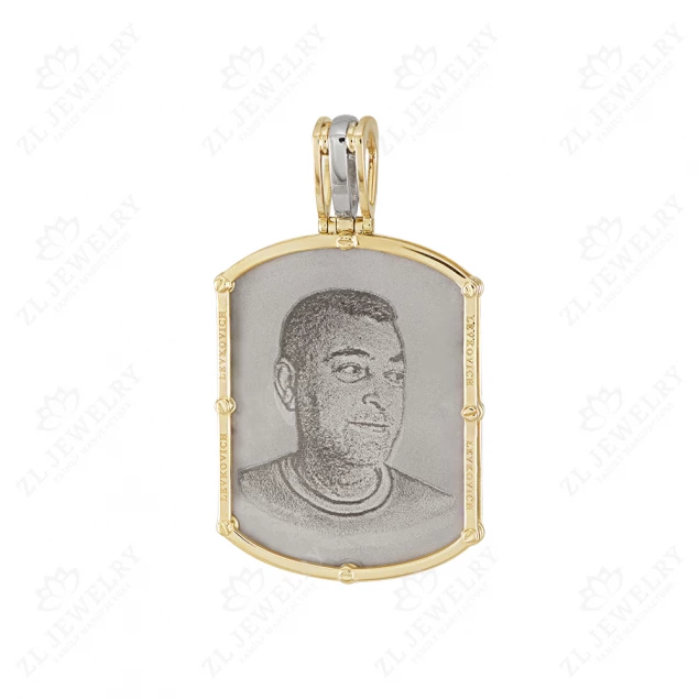 Personalized engraved pendant