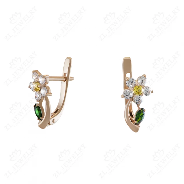 Earrings "Chamomile" with a leaf