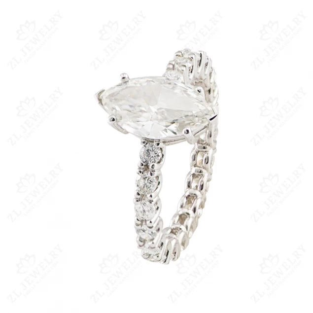 Engagement ring &quot;Angel