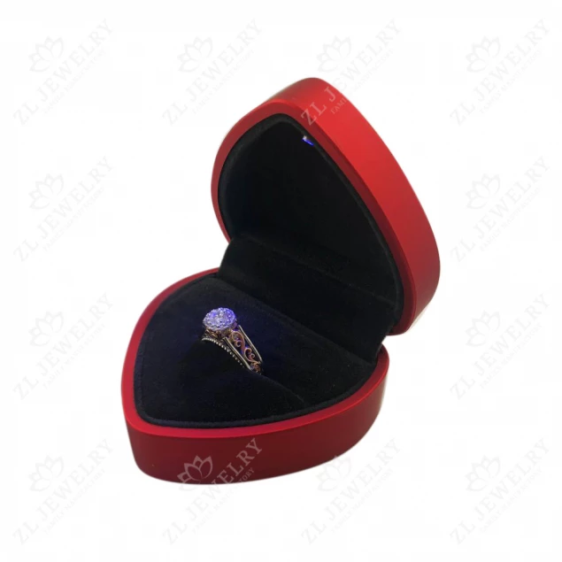 Gift box "Heart" in red color Photo-2