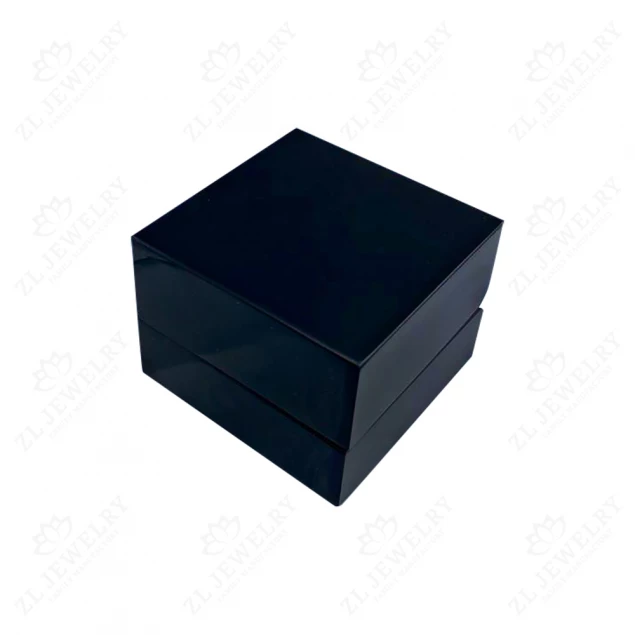 Black glossy box for wedding rings
