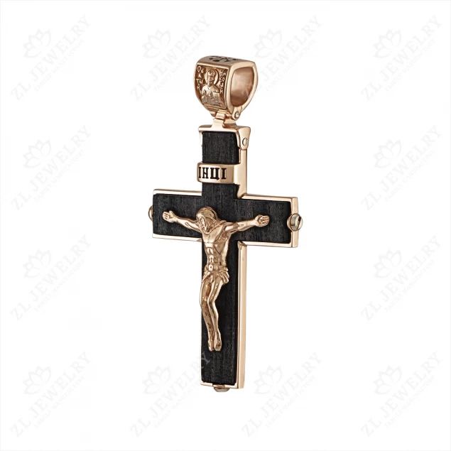 Cross on a tree Photo-1