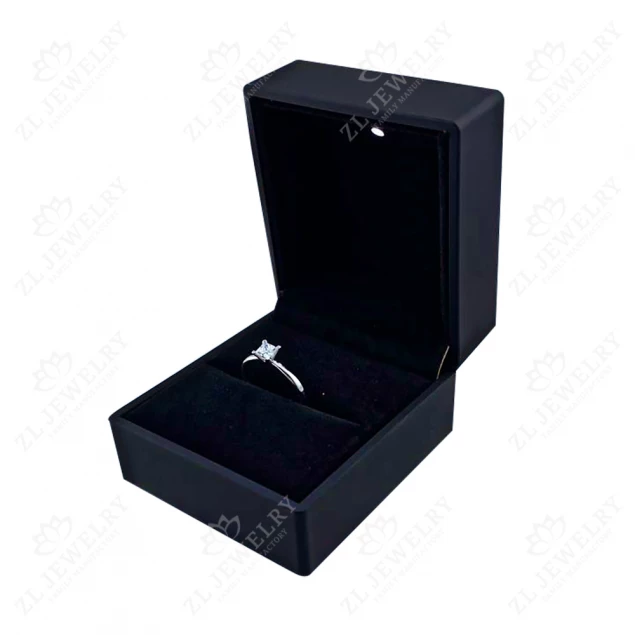 Illuminated black box Photo-2