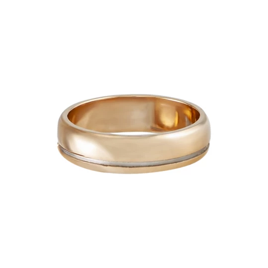 Wedding rings with a birthmark
