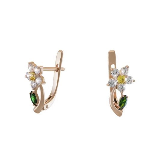 Earrings "Chamomile" with a leaf