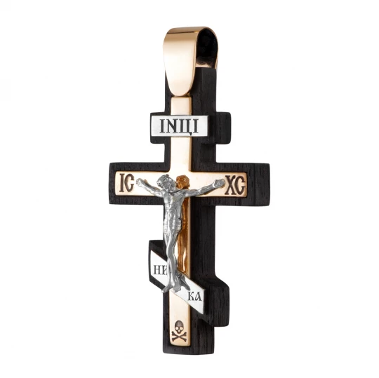 Cross straight on a tree